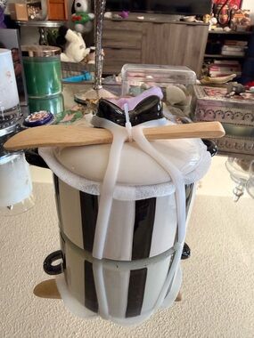 Maison Home Mini Cocotte Black White Check w Lid & Wooden Spreader